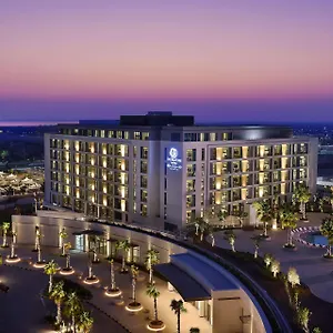 Doubletree By Hilton Yas Island Residences 4* Абу-Даби