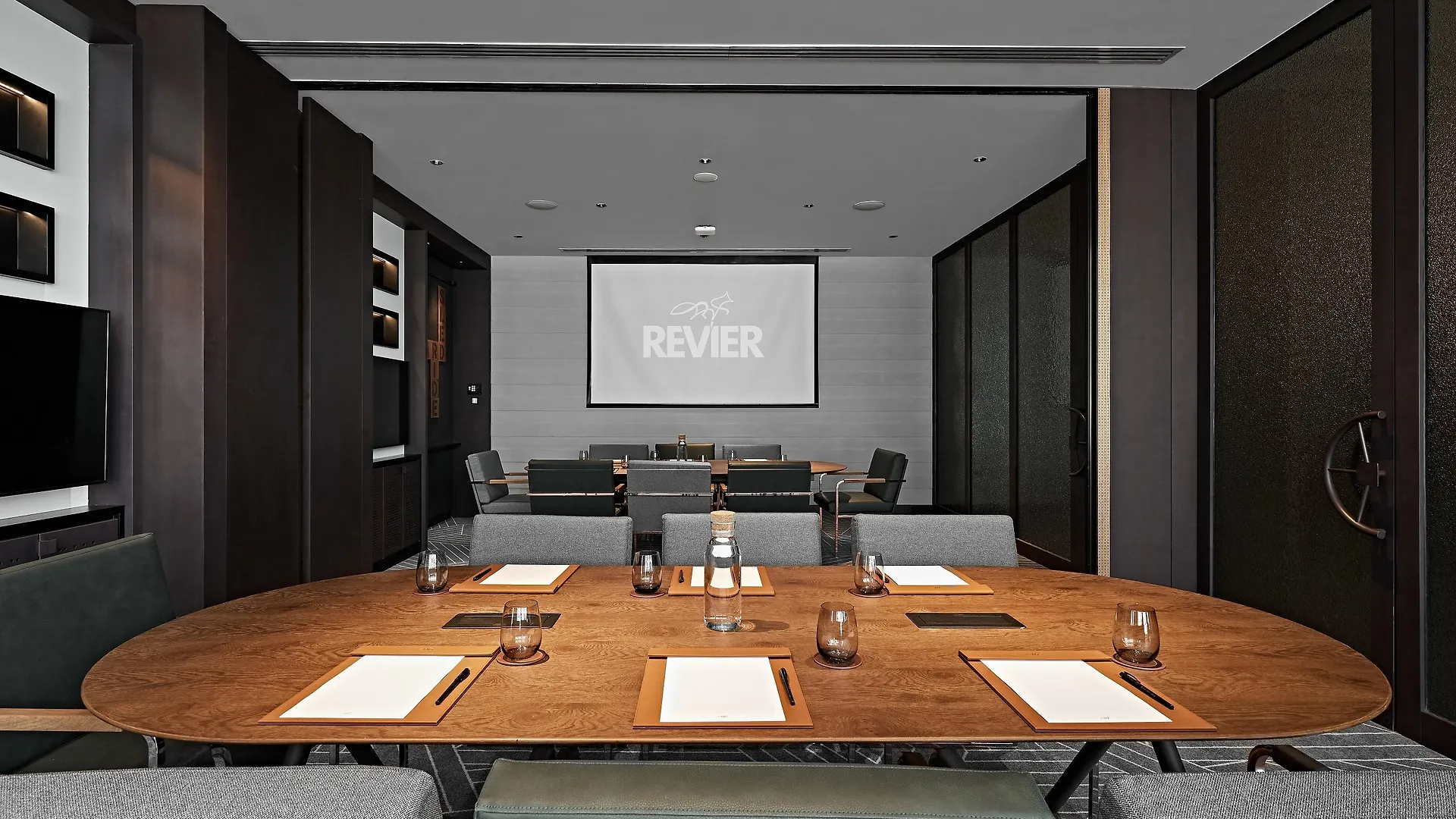 Revier Hotel - Dubai