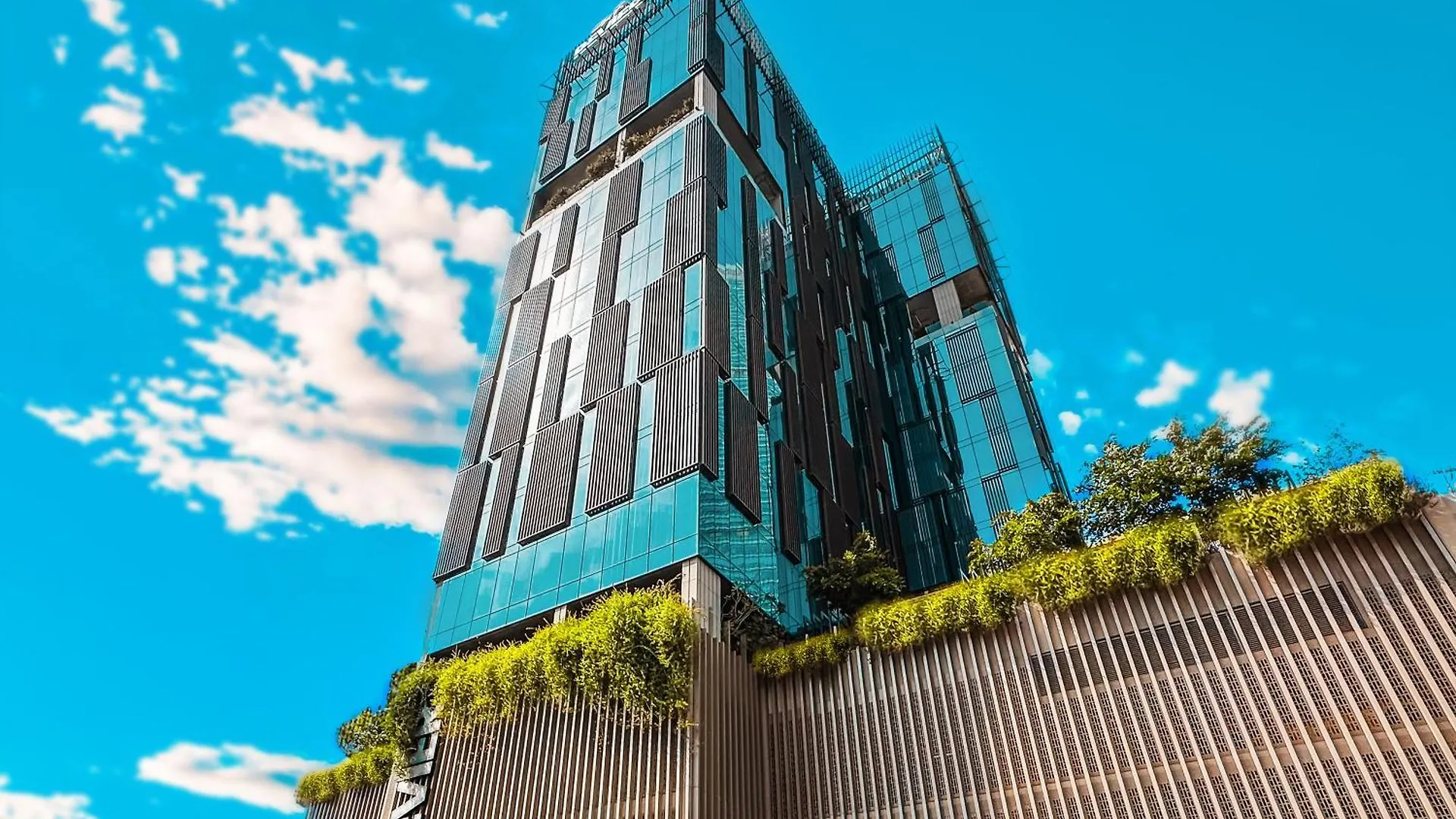 Revier Hotel - Dubai